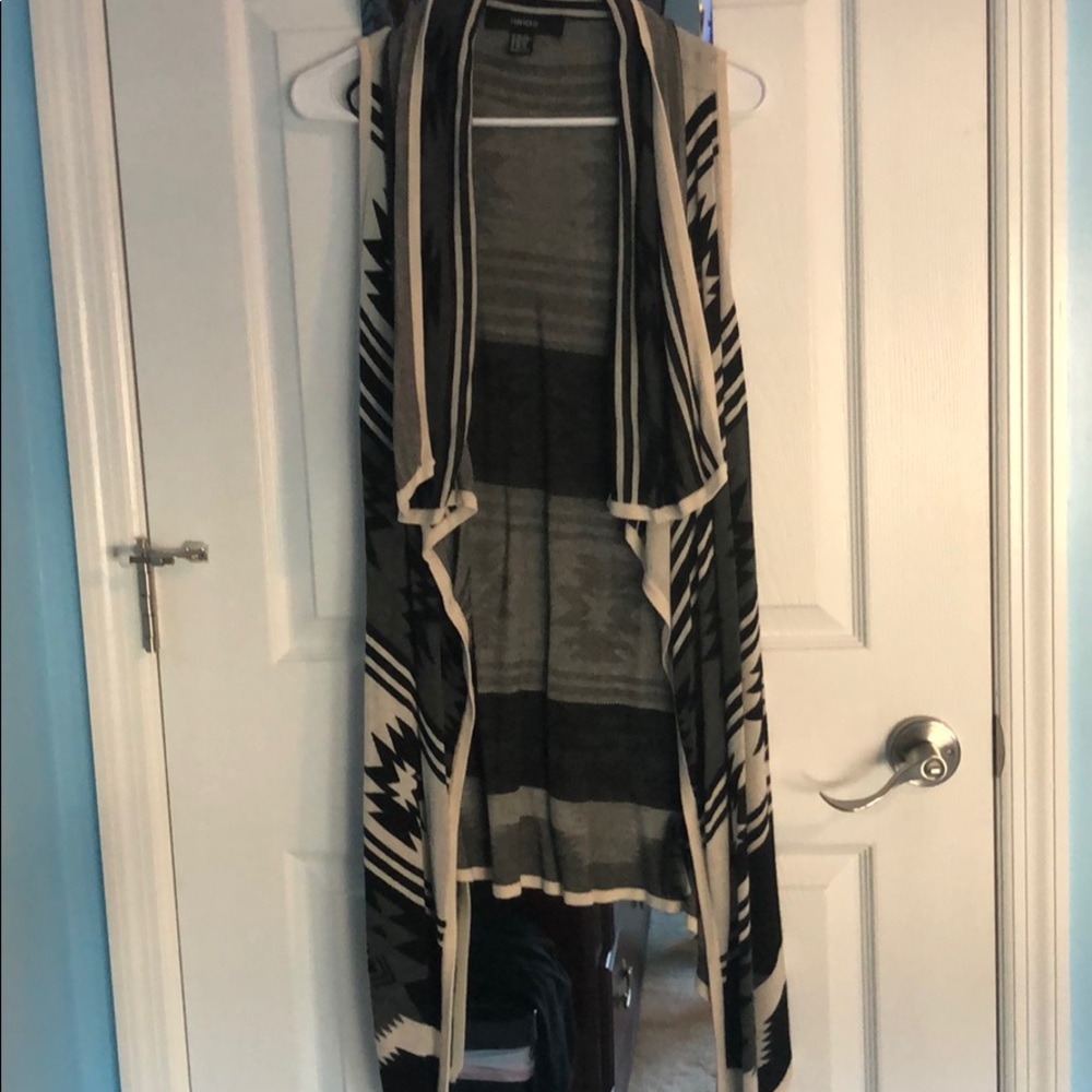 Aztec open short sleeve sweater cardigan